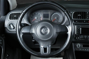 Седан Volkswagen Polo 2013 года, 659000 рублей, Тюмень