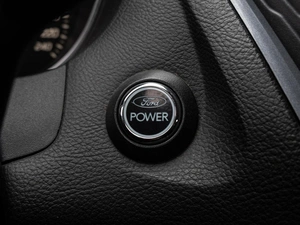 Хетчбэк Ford Focus 2013 года, 935000 рублей, Краснодар