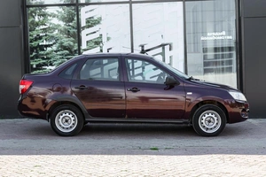 Седан ВАЗ (LADA) Granta 2013 года, 449000 рублей, Ульяновск