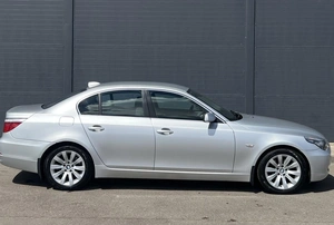 Седан BMW 5 серия 2007 года, 1070000 рублей, Солонцы