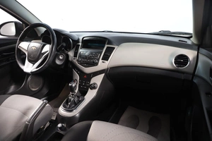 Хетчбэк Chevrolet Cruze 2012 года, 679000 рублей, Новосибирск