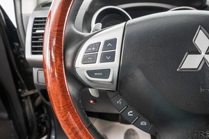 Внедорожник Mitsubishi Outlander 2007 года, 999000 рублей, Барнаул