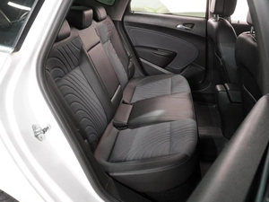 Седан Opel Astra 2013 года, 849000 рублей, Воронеж