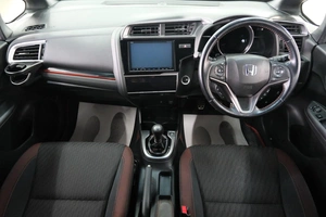 Хетчбэк Honda Fit 2017 года, 1129000 рублей, Омск