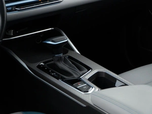 Седан Geely Emgrand 2023 года, 1716444 рублей, Москва
