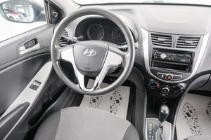 Хетчбэк Hyundai Solaris 2012 года, 729000 рублей, Красноярск