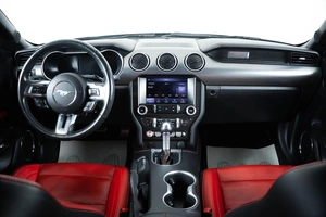 Кабриолет Ford Mustang 2021 года, 3699000 рублей, Пермь