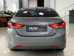 Седан Hyundai Avante 2011 года, 987000 рублей, Солонцы