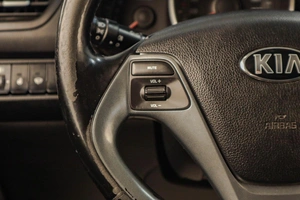 Седан Kia Rio 2015 года, 1129000 рублей, Челябинск