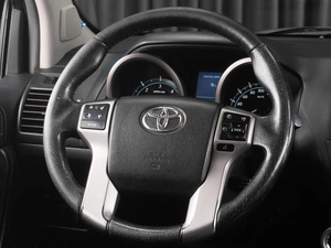 Внедорожник Toyota Land Cruiser Prado 2011 года, 3299000 рублей, Тюмень