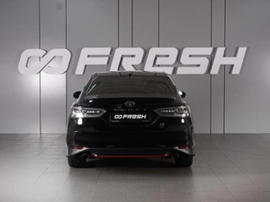 Седан Toyota Camry 2021 года, 3410000 рублей, Красный Пахарь