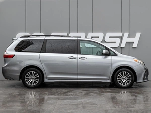 Минивэн Toyota Sienna 2017 года, 3170000 рублей, Краснодар