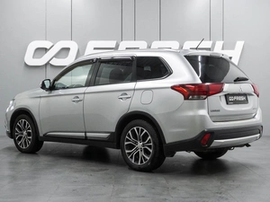 Внедорожник Mitsubishi Outlander 2016 года, 1599000 рублей, Воронеж