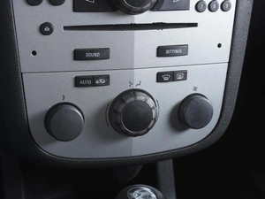 Хетчбэк Opel Corsa 2010 года, 599000 рублей, Ростов-на-Дону