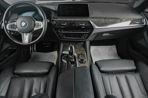 Седан BMW 5 серия 2019 года, 5319000 рублей, Тюмень