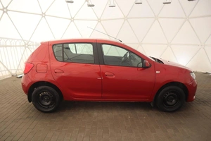 Хэтчбек Renault Sandero 2014 года, 700000 рублей, Орёл