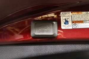 Внедорожник Toyota RAV4 2017 года, 2939000 рублей, Пермь