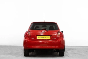 Хетчбэк Toyota Auris 2007 года, 699000 рублей, Барнаул
