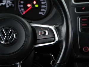 Седан Volkswagen Polo 2020 года, 1499077 рублей, Москва