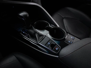 Седан Toyota Camry 2018 года, 2277088 рублей, Москва