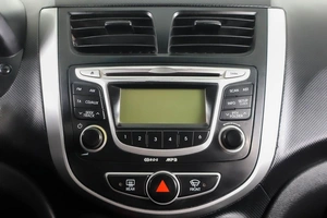 Хетчбэк Hyundai Solaris 2011 года, 569000 рублей, Пермь