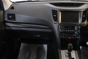 Универсал Subaru Outback 2011 года, 1599000 рублей, Омск