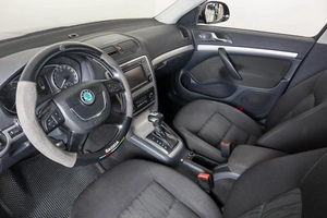 Лифтбек Skoda Octavia 2012 года, 959000 рублей, Пермь