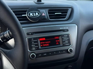 Седан Kia Rio 2016 года, 950000 рублей, Ижевск