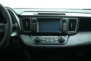 Внедорожник Toyota RAV4 2016 года, 2597000 рублей, Красноярск