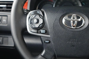 Седан Toyota Camry 2012 года, 1639000 рублей, Тюмень