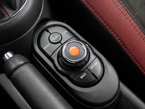 Хетчбэк MINI John Cooper Works 2019 года, 3350000 рублей, Краснодар