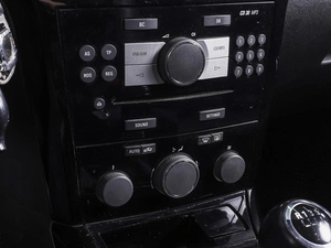 Седан Opel Astra 2010 года, 1020000 рублей, Ростов-на-Дону