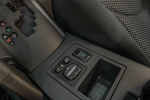 Внедорожник Toyota RAV4 2012 года, 1599000 рублей, Челябинск