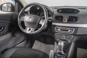 Седан Renault Fluence 2012 года, 799000 рублей, Томск