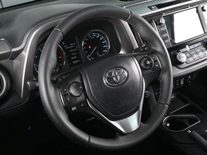 Внедорожник Toyota RAV4 2018 года, 2949000 рублей, Ростов-на-Дону