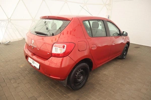 Хэтчбек Renault Sandero 2014 года, 700000 рублей, Орёл