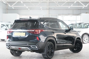 Внедорожник Kia Seltos 2022 года, 2459000 рублей, Омск