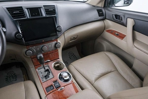 Внедорожник Toyota Highlander 2009 года, 1999000 рублей, Красноярск