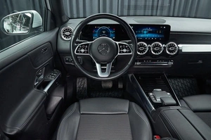 Внедорожник Mercedes-benz GLB-класс 2020 года, 3700000 рублей, Красноярск