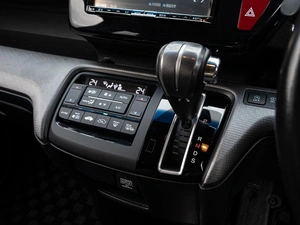 Минивэн Honda Stepwgn Spada 2015 года, 1900000 рублей, Краснодар