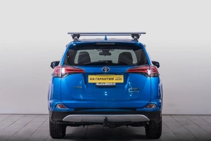 Внедорожник Toyota RAV4 2017 года, 2779000 рублей, Томск