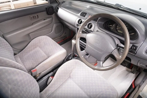 Хетчбэк Nissan March 2001 года, 349000 рублей, Томск