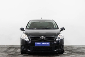 Хетчбэк Toyota Auris 2011 года, 1009000 рублей, Сургут