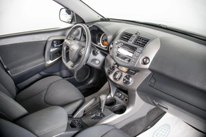Внедорожник Toyota RAV4 2011 года, 1739000 рублей, Пермь