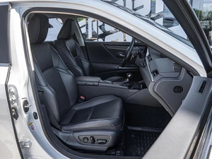 Седан Lexus ES 2018 года, 3650000 рублей, Краснодар