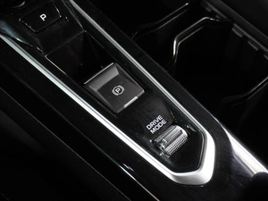 Внедорожник Geely Coolray 2024 года, 2329000 рублей, Воронеж