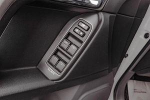 Внедорожник Toyota Land Cruiser Prado 2013 года, 2589000 рублей, Челябинск