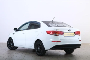 Седан Kia Rio 2016 года, 899000 рублей, Омск