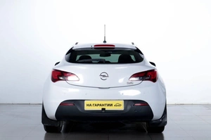 Хетчбэк Opel Astra GTC 2012 года, 799000 рублей, Челябинск