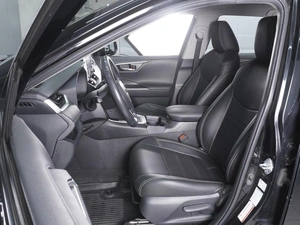 Внедорожник Toyota RAV4 2021 года, 3250000 рублей, Ростов-на-Дону